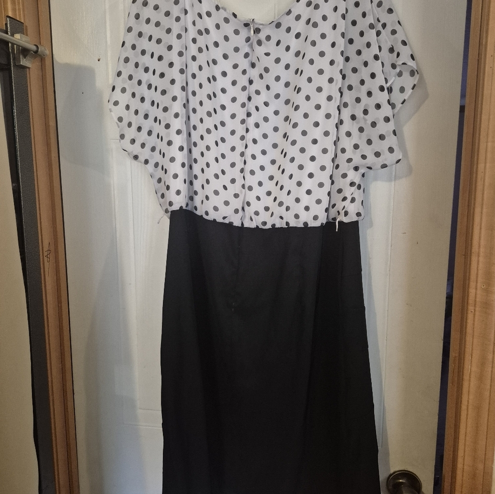 Alyx Black and White Polka Dot Midi Dress - Picture 2 of 5